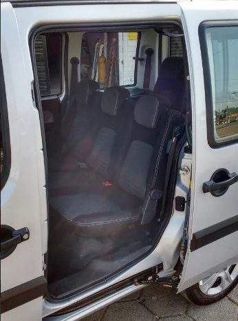 Fiat Doblo 1.8 16v Essence Flex 5p full
