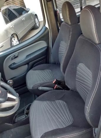 Fiat Doblo 1.8 16v Essence Flex 5p full